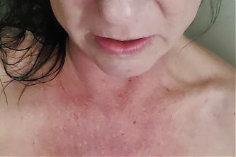 Horny American Milf needs to squirt to relieve the lady cramps